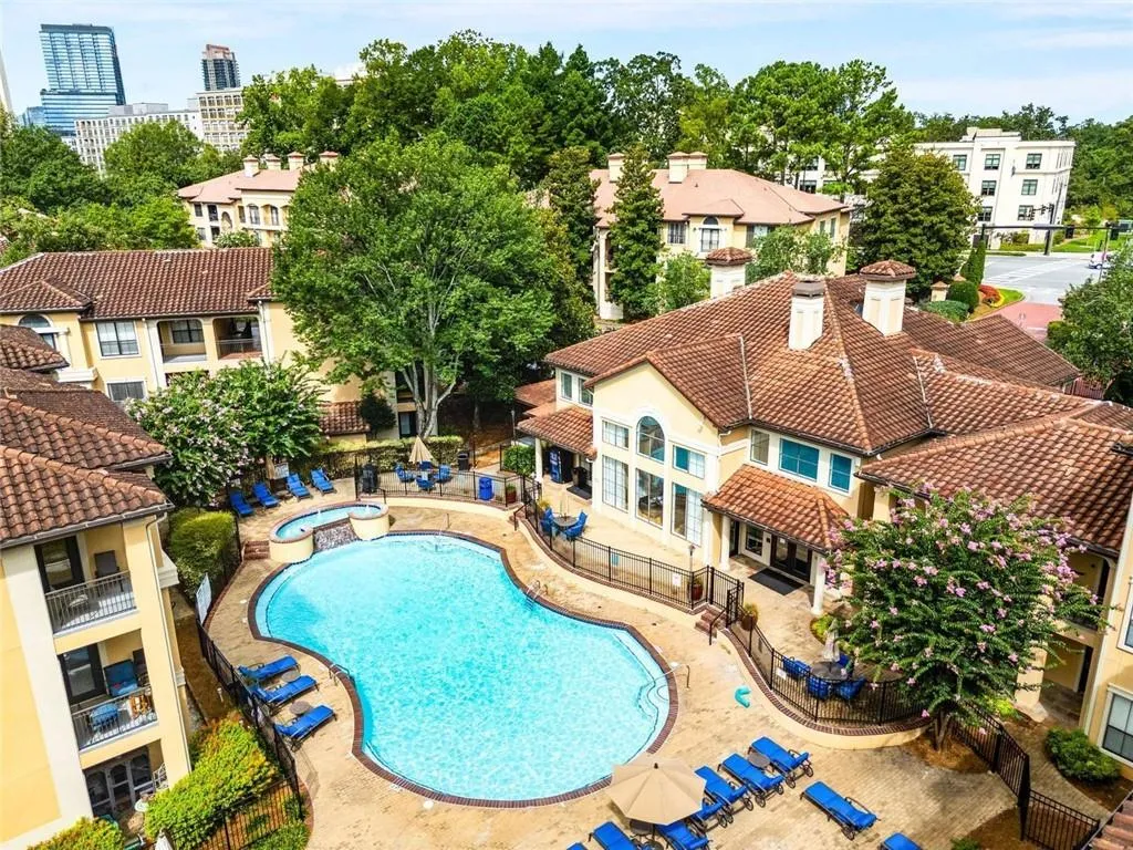 3777 Ne Peachtree Road Unit #1112, Brookhaven, Georgia 30319, 2 Bedrooms Bedrooms, ,2 BathroomsBathrooms,Residential,For Sale,3777 Ne Peachtree Road Unit #1112,7632640