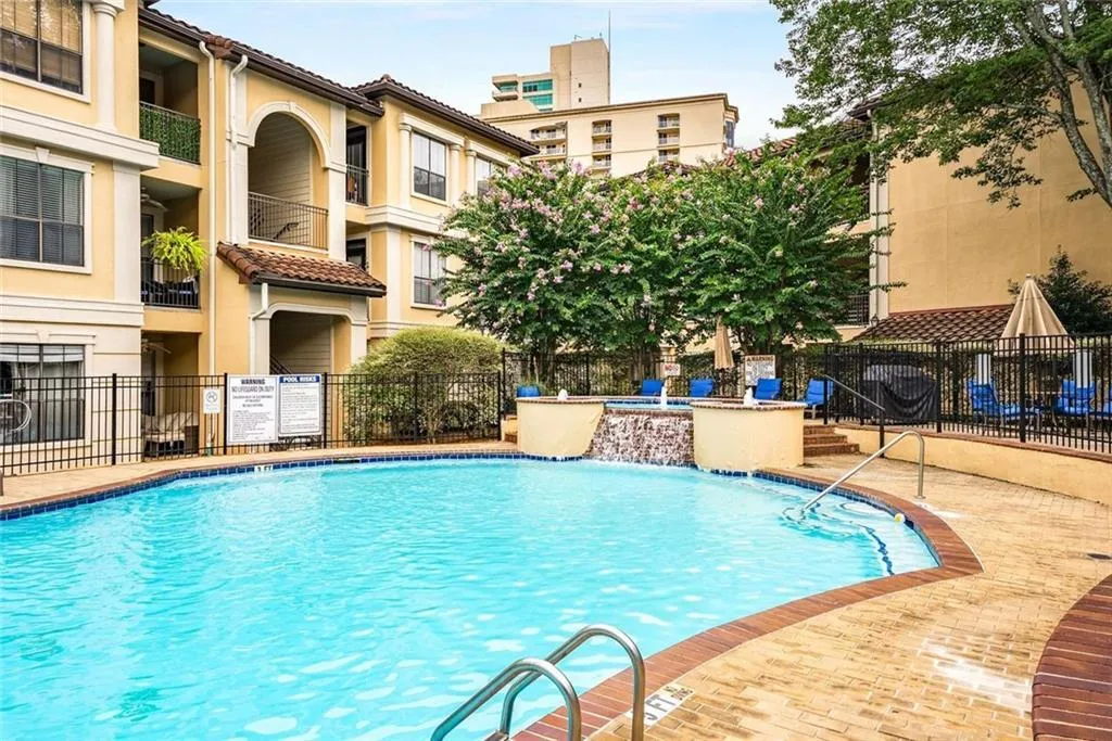 3777 Ne Peachtree Road Unit #1112, Brookhaven, Georgia 30319, 2 Bedrooms Bedrooms, ,2 BathroomsBathrooms,Residential,For Sale,3777 Ne Peachtree Road Unit #1112,7632640