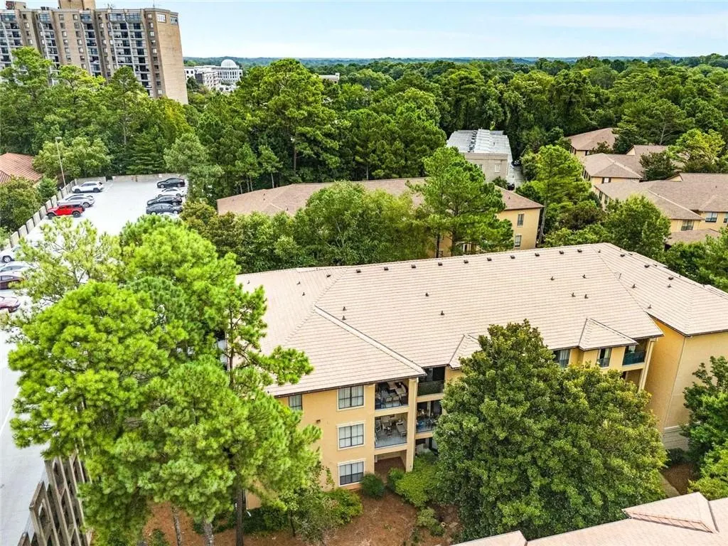 3777 Ne Peachtree Road Unit #1112, Brookhaven, Georgia 30319, 2 Bedrooms Bedrooms, ,2 BathroomsBathrooms,Residential,For Sale,3777 Ne Peachtree Road Unit #1112,7632640