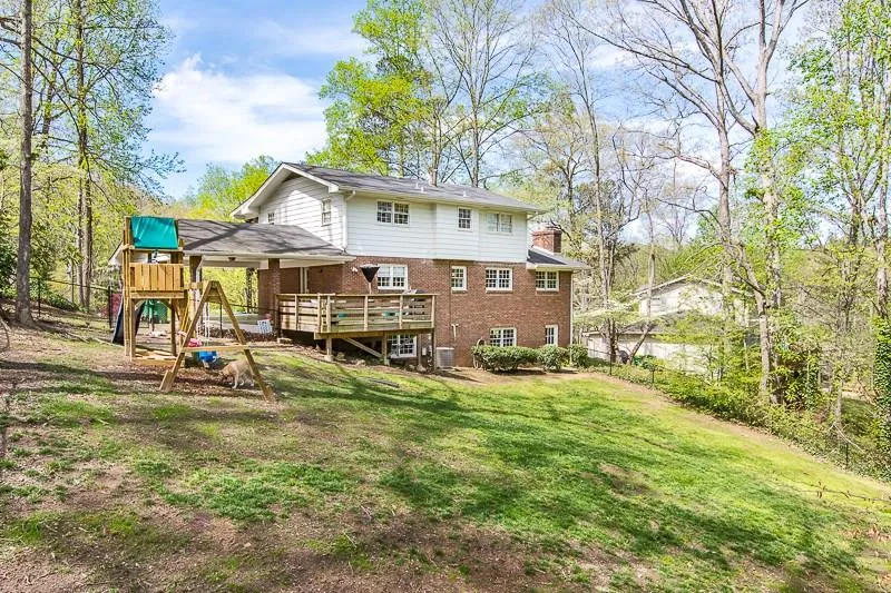 205 River Springs Drive, Sandy Springs, Georgia 30328, 4 Bedrooms Bedrooms, ,3 BathroomsBathrooms,Residential,Sold,205 River Springs Drive,5828848