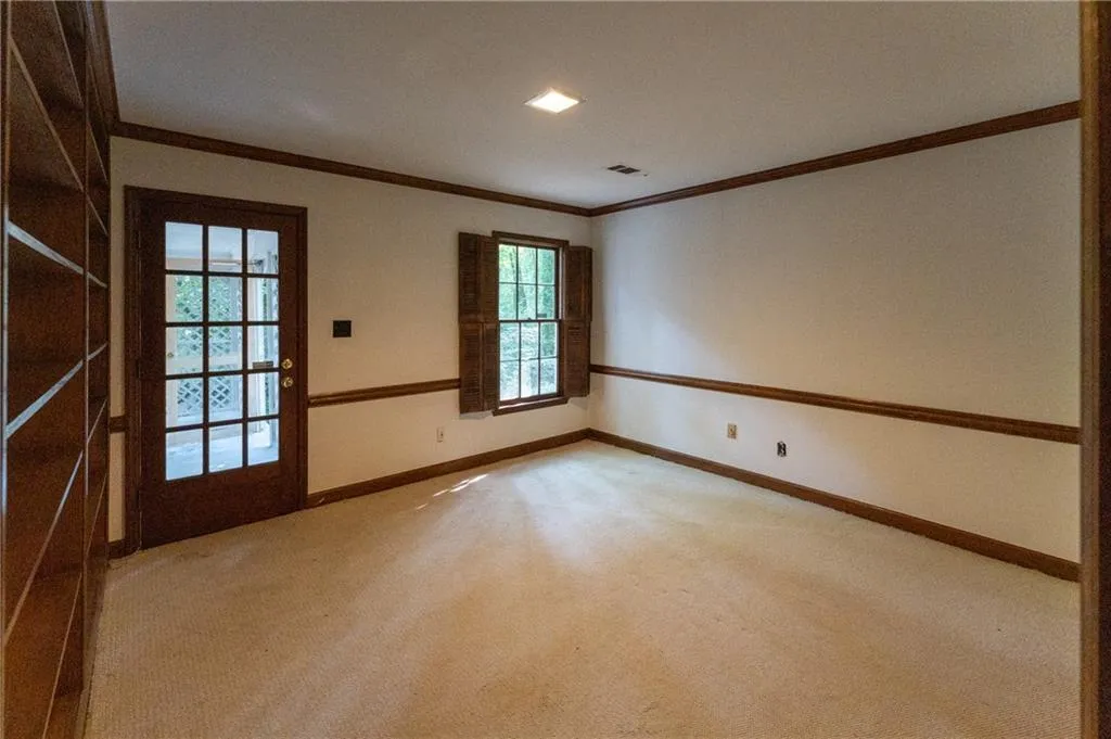 6767 Riverside Drive, Atlanta, Georgia 30328, 5 Bedrooms Bedrooms, ,4 BathroomsBathrooms,Residential,Sold,6767 Riverside Drive,6921099
