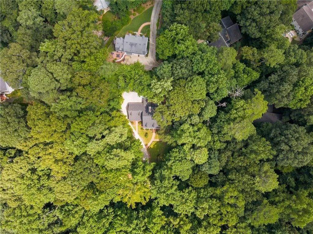 6767 Riverside Drive, Atlanta, Georgia 30328, 5 Bedrooms Bedrooms, ,4 BathroomsBathrooms,Residential,Sold,6767 Riverside Drive,6921099