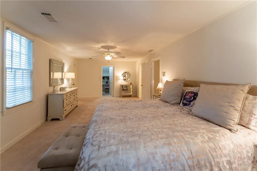 6767 Riverside Drive, Atlanta, Georgia 30328, 5 Bedrooms Bedrooms, ,4 BathroomsBathrooms,Residential,Sold,6767 Riverside Drive,6921099