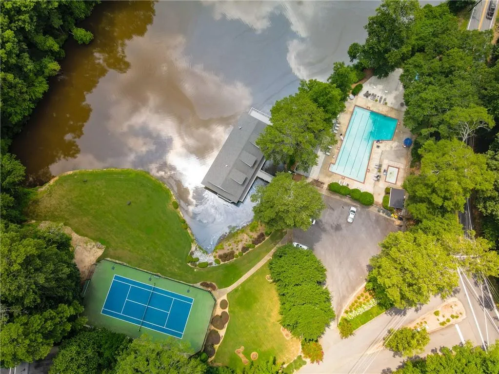 6767 Riverside Drive, Atlanta, Georgia 30328, 5 Bedrooms Bedrooms, ,4 BathroomsBathrooms,Residential,Sold,6767 Riverside Drive,6921099
