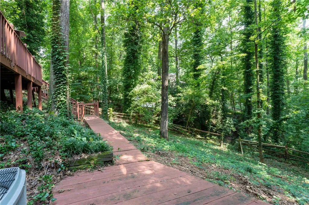 6767 Riverside Drive, Atlanta, Georgia 30328, 5 Bedrooms Bedrooms, ,4 BathroomsBathrooms,Residential,Sold,6767 Riverside Drive,6921099