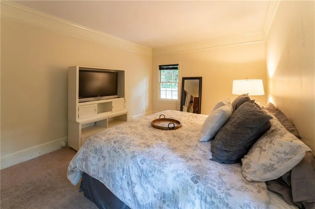 6767 Riverside Drive, Atlanta, Georgia 30328, 5 Bedrooms Bedrooms, ,4 BathroomsBathrooms,Residential,Sold,6767 Riverside Drive,6921099