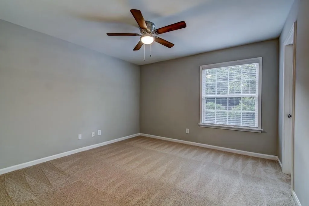 401 Brighton Point, Atlanta, Georgia 30328, 2 Bedrooms Bedrooms, ,2 BathroomsBathrooms,Residential,Sold,401 Brighton Point,5938495