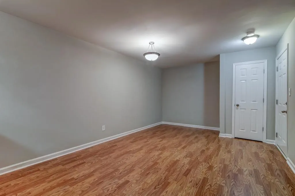 401 Brighton Point, Atlanta, Georgia 30328, 2 Bedrooms Bedrooms, ,2 BathroomsBathrooms,Residential,Sold,401 Brighton Point,5938495