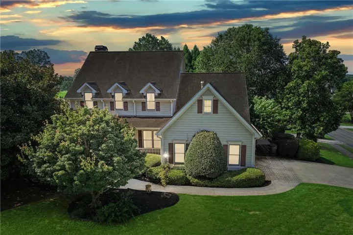 Welcome to 1501 Haven Crest Drive!