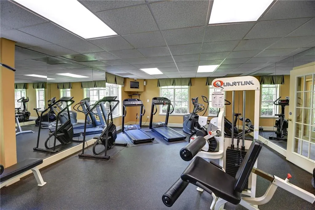 6900 Roswell Road Unit H3, Sandy Springs, Georgia 30328, 3 Bedrooms Bedrooms, ,2 BathroomsBathrooms,Residential,Sold,6900 Roswell Road Unit H3,6015674