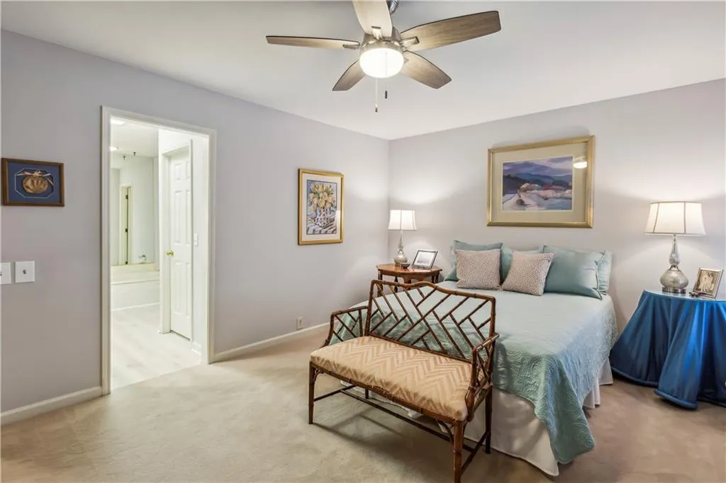 1004 Dunwoody Chace, Atlanta, Georgia 30328, 3 Bedrooms Bedrooms, ,3 BathroomsBathrooms,Residential,Sold,1004 Dunwoody Chace,7400208