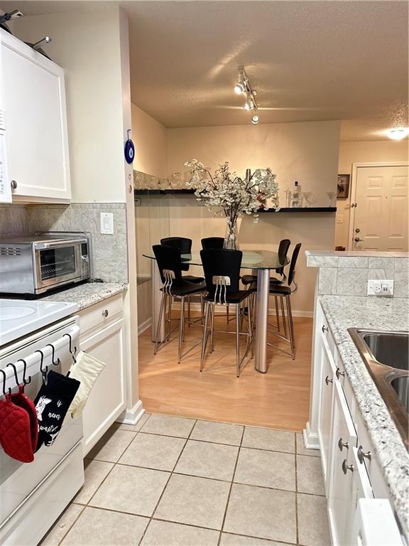 6308 Santa Fe Parkway, Atlanta, Georgia 30350, 2 Bedrooms Bedrooms, ,2 BathroomsBathrooms,Residential,Sold,6308 Santa Fe Parkway,7259700