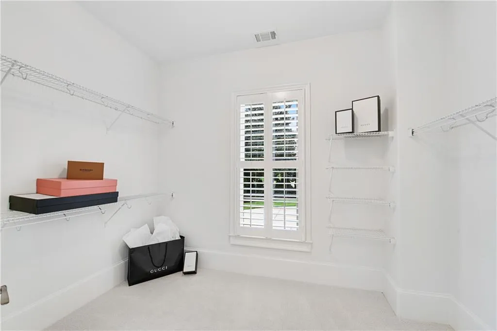 671 Windsor Parkway, Sandy Springs, Georgia 30342, 7 Bedrooms Bedrooms, ,5 BathroomsBathrooms,Residential,Sold,671 Windsor Parkway,7080784