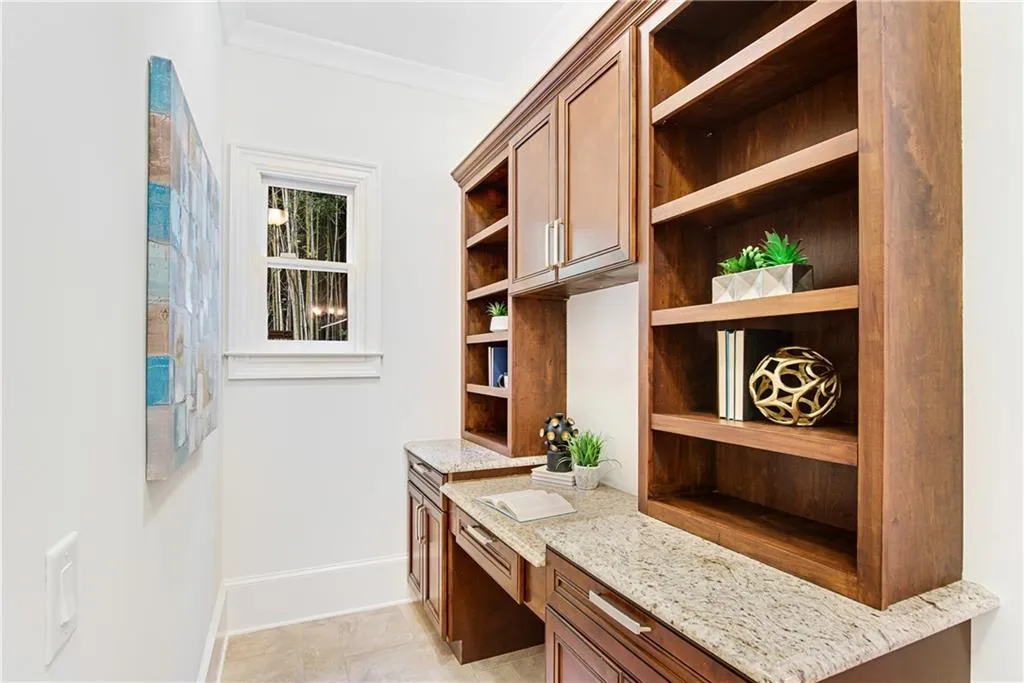 671 Windsor Parkway, Sandy Springs, Georgia 30342, 7 Bedrooms Bedrooms, ,5 BathroomsBathrooms,Residential,Sold,671 Windsor Parkway,7080784