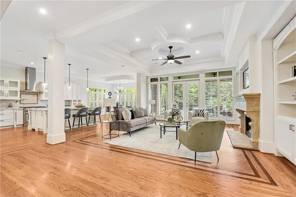 671 Windsor Parkway, Sandy Springs, Georgia 30342, 7 Bedrooms Bedrooms, ,5 BathroomsBathrooms,Residential,Sold,671 Windsor Parkway,7080784