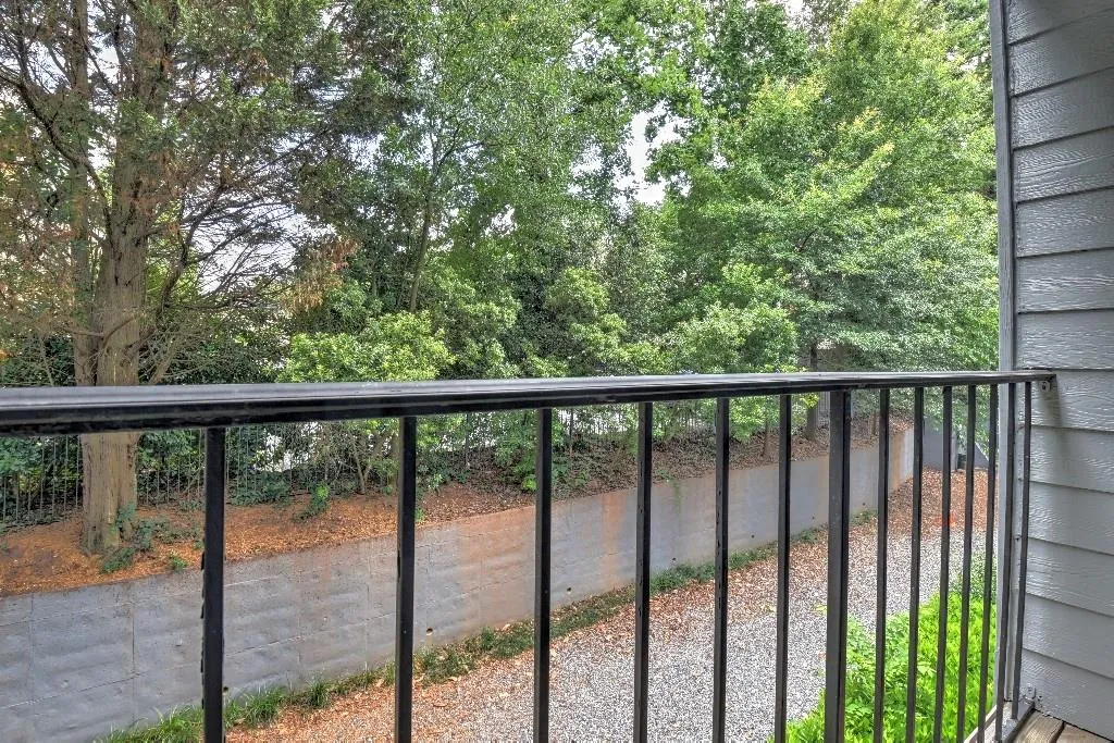 408 Granville Court, Sandy Springs, Georgia 30328, 1 Bedroom Bedrooms, ,1 BathroomBathrooms,Residential,Sold,408 Granville Court,7231862