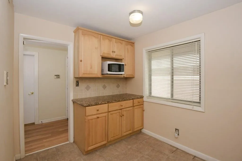 145 Northwood Drive Unit P-12, Atlanta, Georgia 30342, 3 Bedrooms Bedrooms, ,2 BathroomsBathrooms,Residential,Sold,145 Northwood Drive Unit P-12,5767231