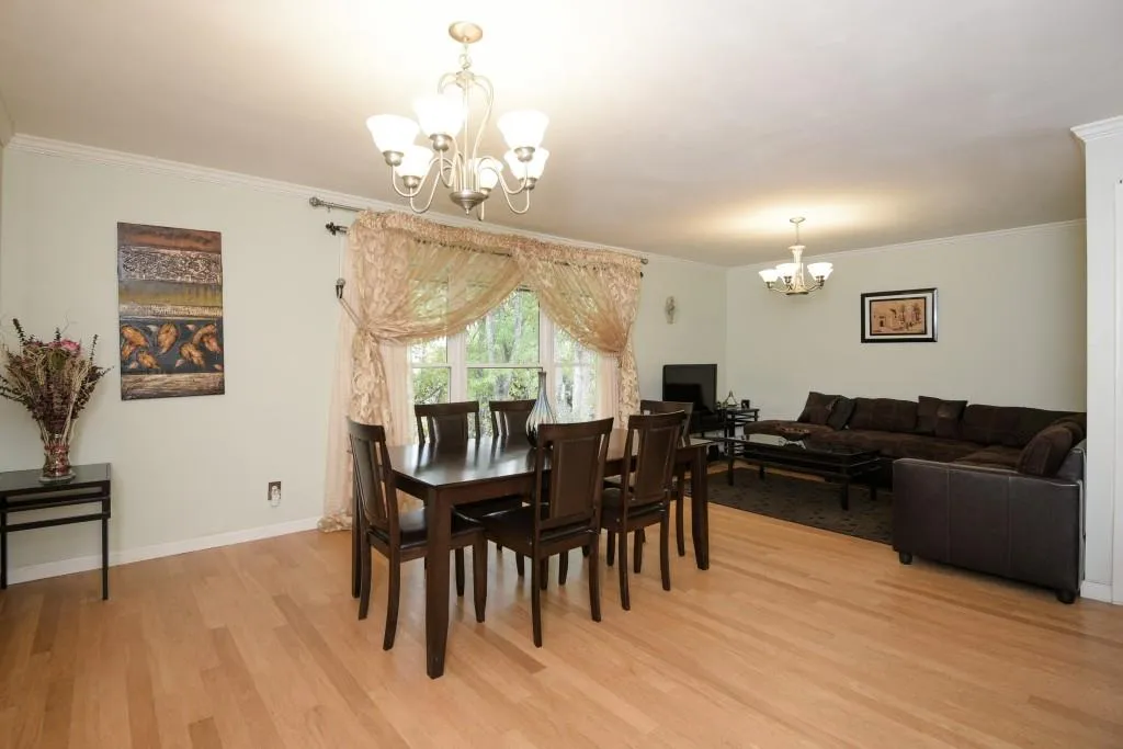 145 Northwood Drive Unit P-12, Atlanta, Georgia 30342, 3 Bedrooms Bedrooms, ,2 BathroomsBathrooms,Residential,Sold,145 Northwood Drive Unit P-12,5767231