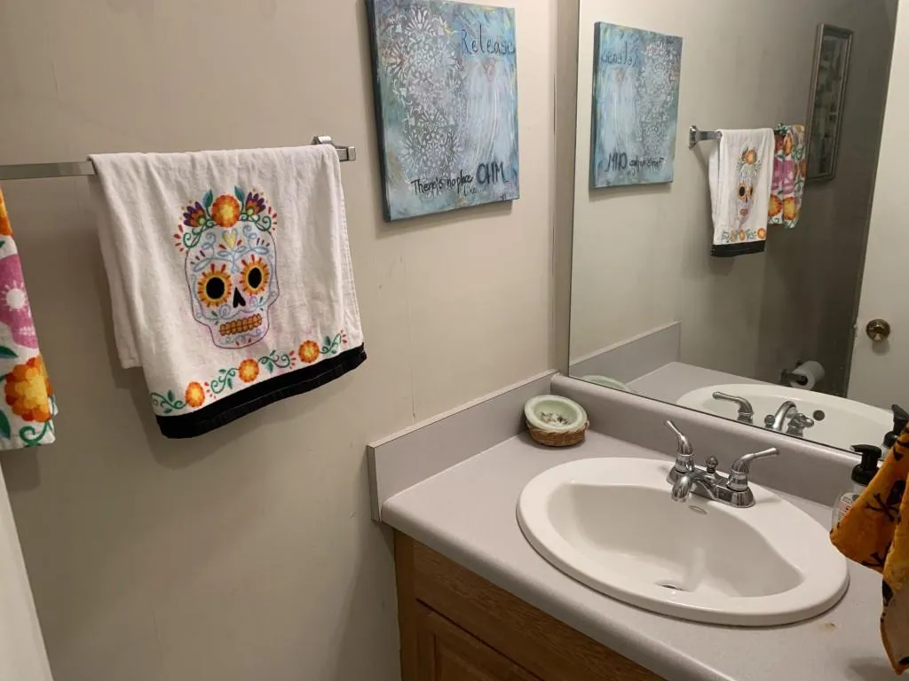 574 Northridge Crossing Drive, Sandy Springs, Georgia 30350, 2 Bedrooms Bedrooms, ,2 BathroomsBathrooms,Residential,Sold,574 Northridge Crossing Drive,6686438