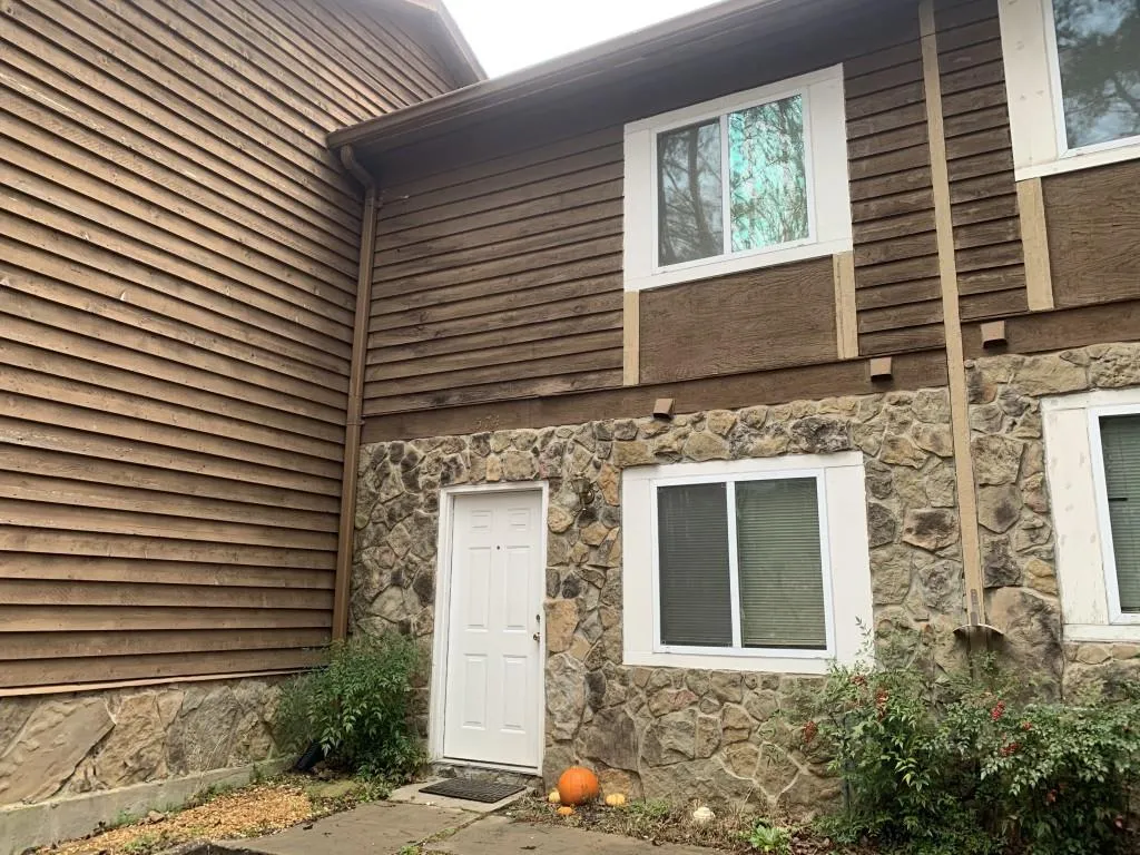 574 Northridge Crossing Drive, Sandy Springs, Georgia 30350, 2 Bedrooms Bedrooms, ,2 BathroomsBathrooms,Residential,Sold,574 Northridge Crossing Drive,6686438