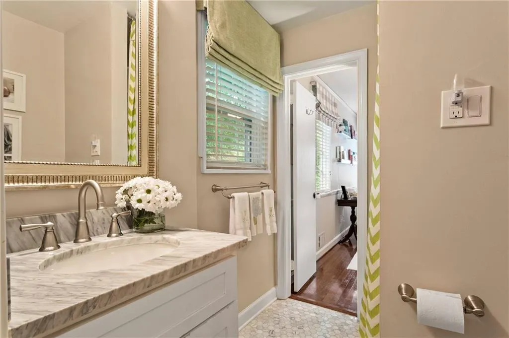 465 Pine Forest Road, Sandy Springs, Georgia 30342, 3 Bedrooms Bedrooms, ,2 BathroomsBathrooms,Residential,Sold,465 Pine Forest Road,6947146