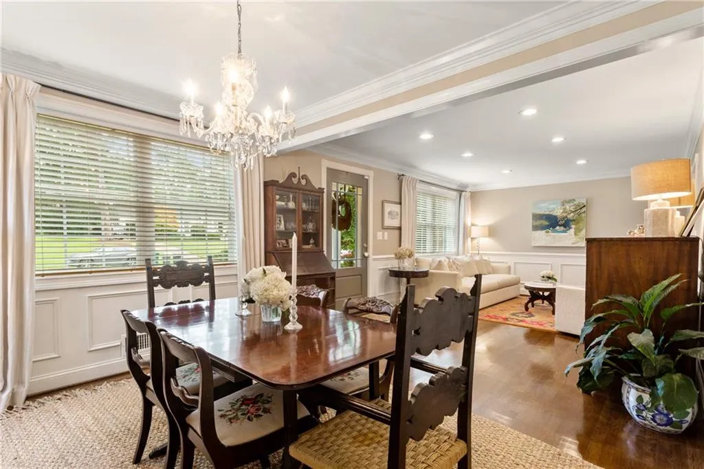 465 Pine Forest Road, Sandy Springs, Georgia 30342, 3 Bedrooms Bedrooms, ,2 BathroomsBathrooms,Residential,Sold,465 Pine Forest Road,6947146