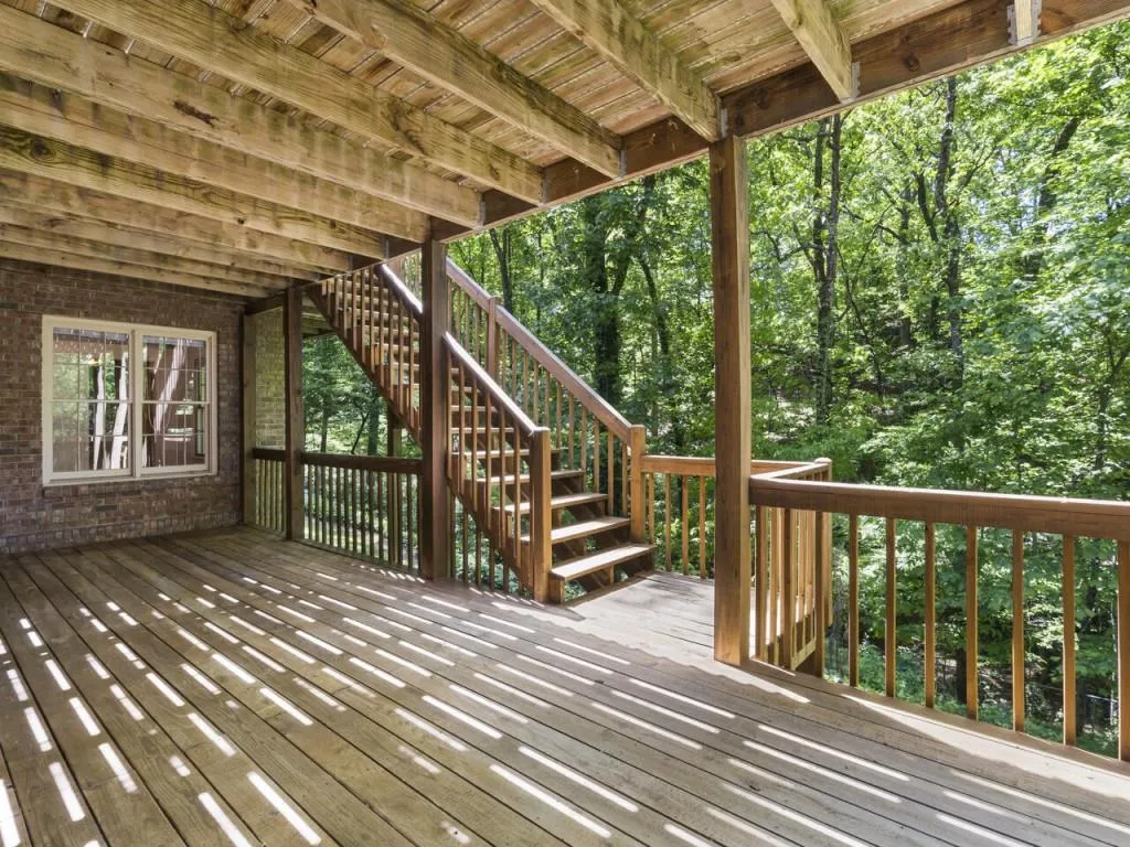 120 Classic Cove, Sandy Springs, Georgia 30350, 6 Bedrooms Bedrooms, ,4 BathroomsBathrooms,Residential,Sold,120 Classic Cove,6877039
