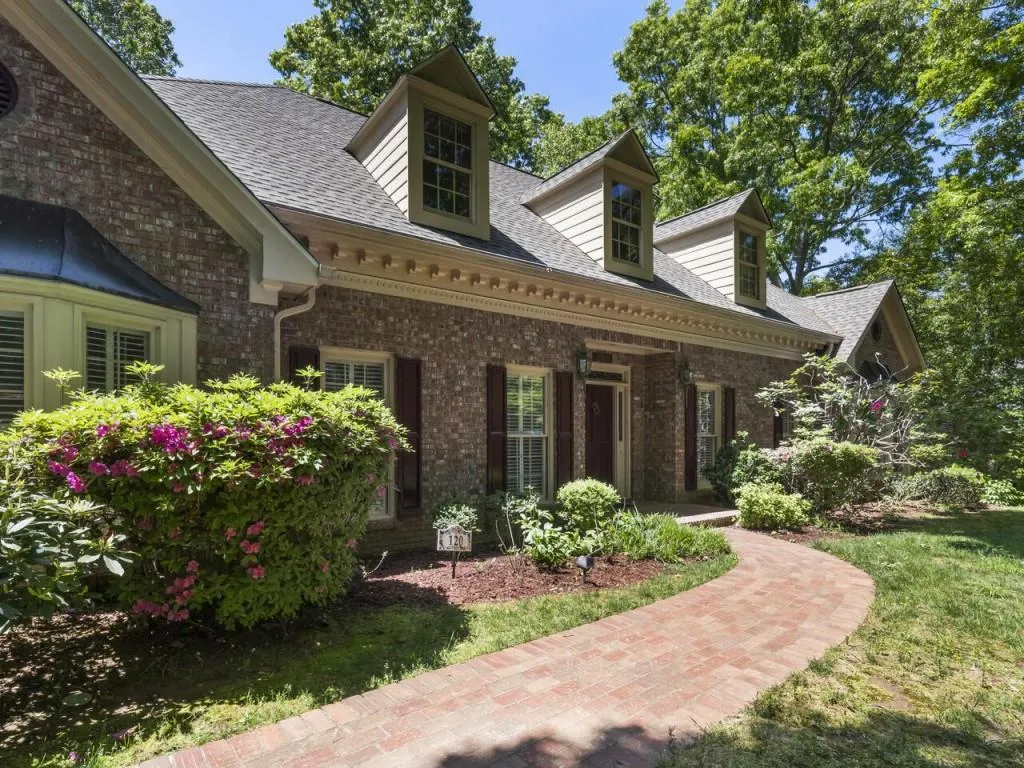 120 Classic Cove, Sandy Springs, Georgia 30350, 6 Bedrooms Bedrooms, ,4 BathroomsBathrooms,Residential,Sold,120 Classic Cove,6877039