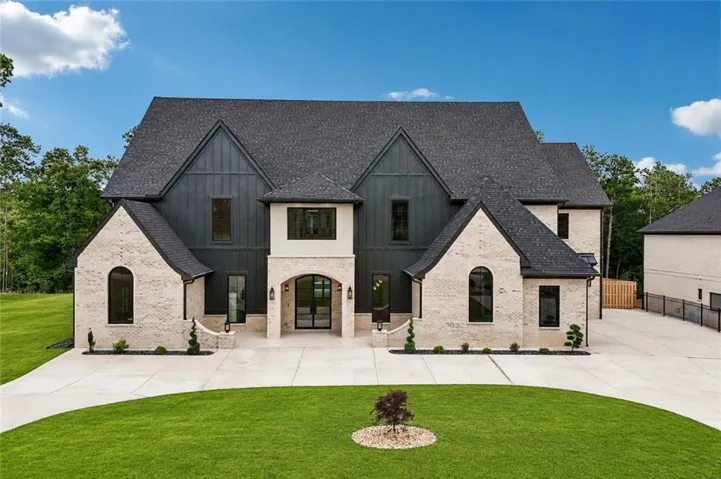 6569 Misty Harbor Court, Flowery Branch, Georgia 30542