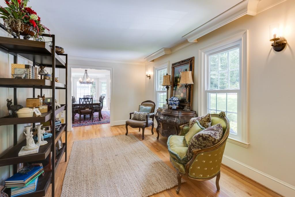 555 Valley Hall Drive, Sandy Springs, Georgia 30350, 6 Bedrooms Bedrooms, ,3 BathroomsBathrooms,Residential,Sold,555 Valley Hall Drive,7258328