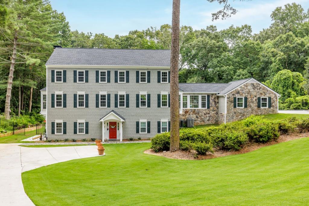 555 Valley Hall Drive, Sandy Springs, Georgia 30350, 6 Bedrooms Bedrooms, ,3 BathroomsBathrooms,Residential,Sold,555 Valley Hall Drive,7258328