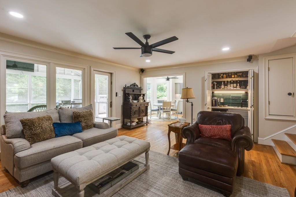555 Valley Hall Drive, Sandy Springs, Georgia 30350, 6 Bedrooms Bedrooms, ,3 BathroomsBathrooms,Residential,Sold,555 Valley Hall Drive,7258328
