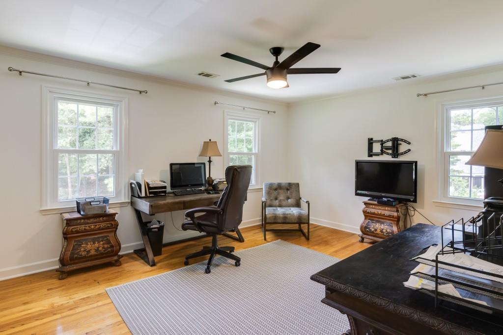 555 Valley Hall Drive, Sandy Springs, Georgia 30350, 6 Bedrooms Bedrooms, ,3 BathroomsBathrooms,Residential,Sold,555 Valley Hall Drive,7258328