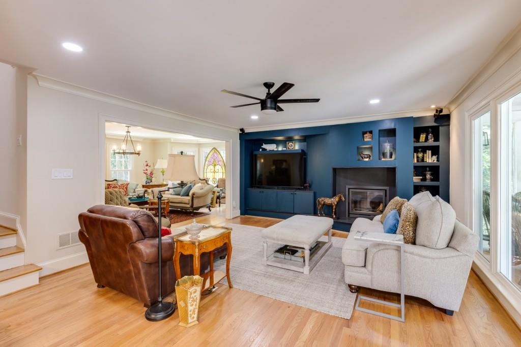 555 Valley Hall Drive, Sandy Springs, Georgia 30350, 6 Bedrooms Bedrooms, ,3 BathroomsBathrooms,Residential,Sold,555 Valley Hall Drive,7258328