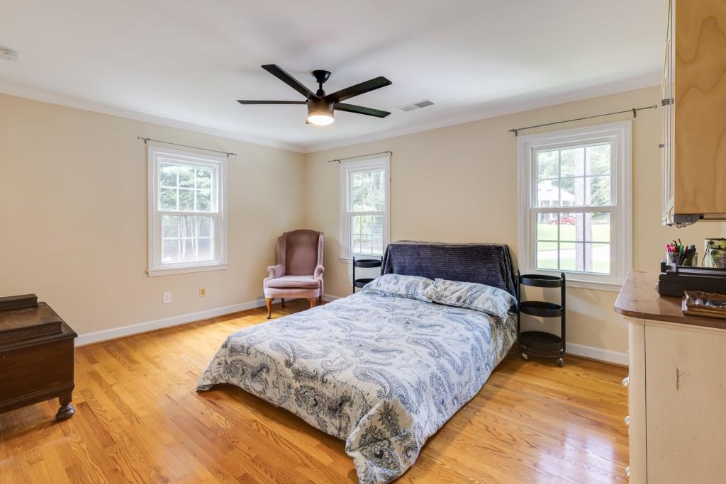 555 Valley Hall Drive, Sandy Springs, Georgia 30350, 6 Bedrooms Bedrooms, ,3 BathroomsBathrooms,Residential,Sold,555 Valley Hall Drive,7258328