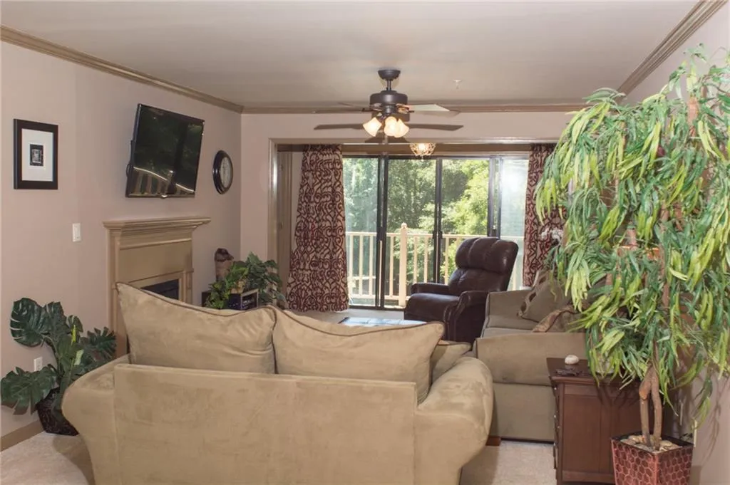 28302 Plantation Drive Unit 302, Atlanta, Georgia 30324, 2 Bedrooms Bedrooms, ,2 BathroomsBathrooms,Residential,Sold,28302 Plantation Drive Unit 302,5693344