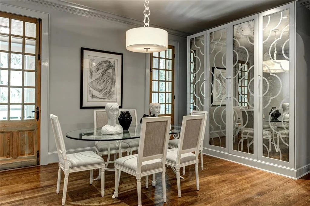 1295 Heards Ferry Road Nw, Sandy Springs, Georgia 30328, 6 Bedrooms Bedrooms, ,6 BathroomsBathrooms,Residential,Sold,1295 Heards Ferry Road Nw,5895583