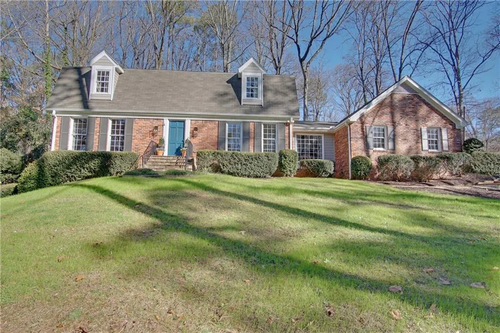 7160 Twin Branch Road, Atlanta, Georgia 30328, 4 Bedrooms Bedrooms, ,3 BathroomsBathrooms,Residential,Sold,7160 Twin Branch Road,6662374