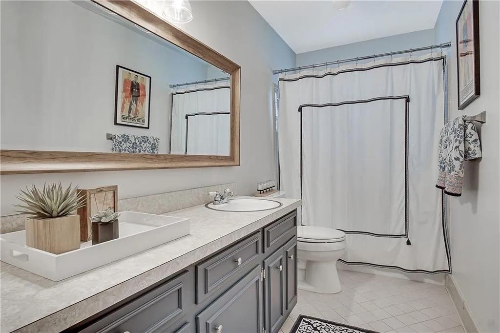 7160 Twin Branch Road, Atlanta, Georgia 30328, 4 Bedrooms Bedrooms, ,3 BathroomsBathrooms,Residential,Sold,7160 Twin Branch Road,6662374