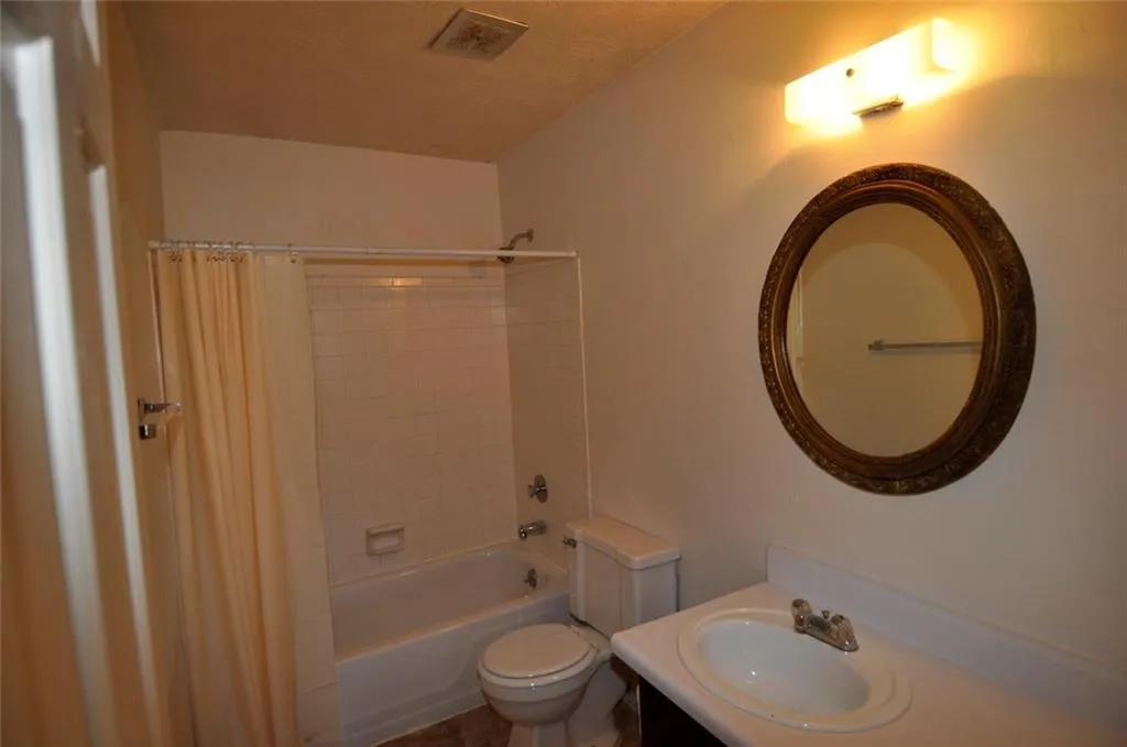 340 Winding River Drive Unit H, Sandy Springs, Georgia 30350, 3 Bedrooms Bedrooms, ,2 BathroomsBathrooms,Residential,Sold,340 Winding River Drive Unit H,6832562