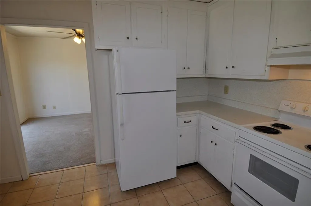 340 Winding River Drive Unit H, Sandy Springs, Georgia 30350, 3 Bedrooms Bedrooms, ,2 BathroomsBathrooms,Residential,Sold,340 Winding River Drive Unit H,6832562