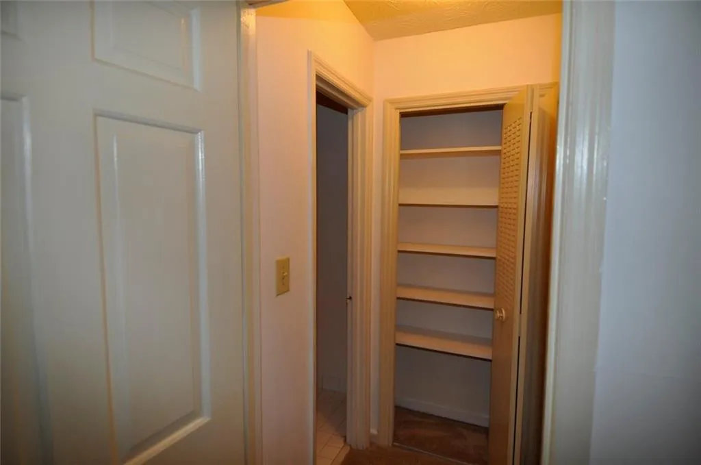 340 Winding River Drive Unit H, Sandy Springs, Georgia 30350, 3 Bedrooms Bedrooms, ,2 BathroomsBathrooms,Residential,Sold,340 Winding River Drive Unit H,6832562