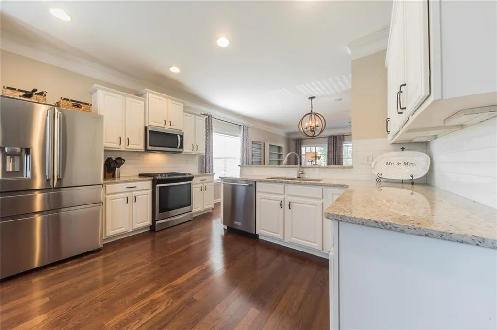 7840 Kiverton Place, Atlanta, Georgia 30350, 3 Bedrooms Bedrooms, ,3 BathroomsBathrooms,Residential,Sold,7840 Kiverton Place,6505469