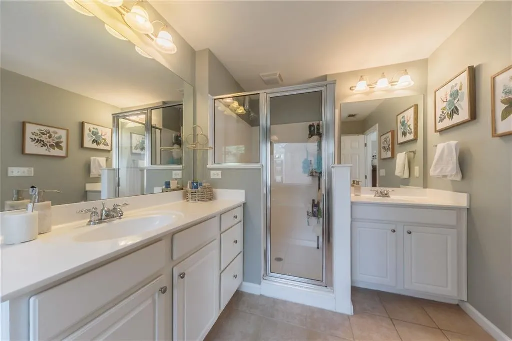 7840 Kiverton Place, Atlanta, Georgia 30350, 3 Bedrooms Bedrooms, ,3 BathroomsBathrooms,Residential,Sold,7840 Kiverton Place,6505469