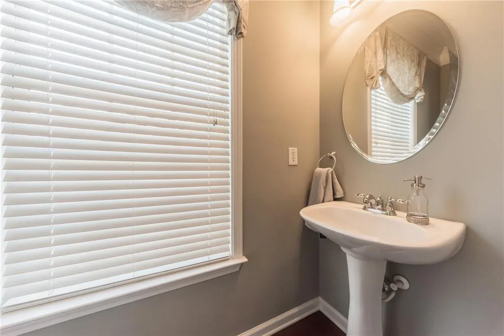 7840 Kiverton Place, Atlanta, Georgia 30350, 3 Bedrooms Bedrooms, ,3 BathroomsBathrooms,Residential,Sold,7840 Kiverton Place,6505469