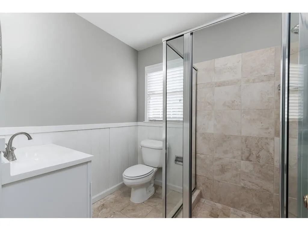 5240 Green Oak Court, Atlanta, Georgia 30327, 5 Bedrooms Bedrooms, ,4 BathroomsBathrooms,Residential,Sold,5240 Green Oak Court,6690924