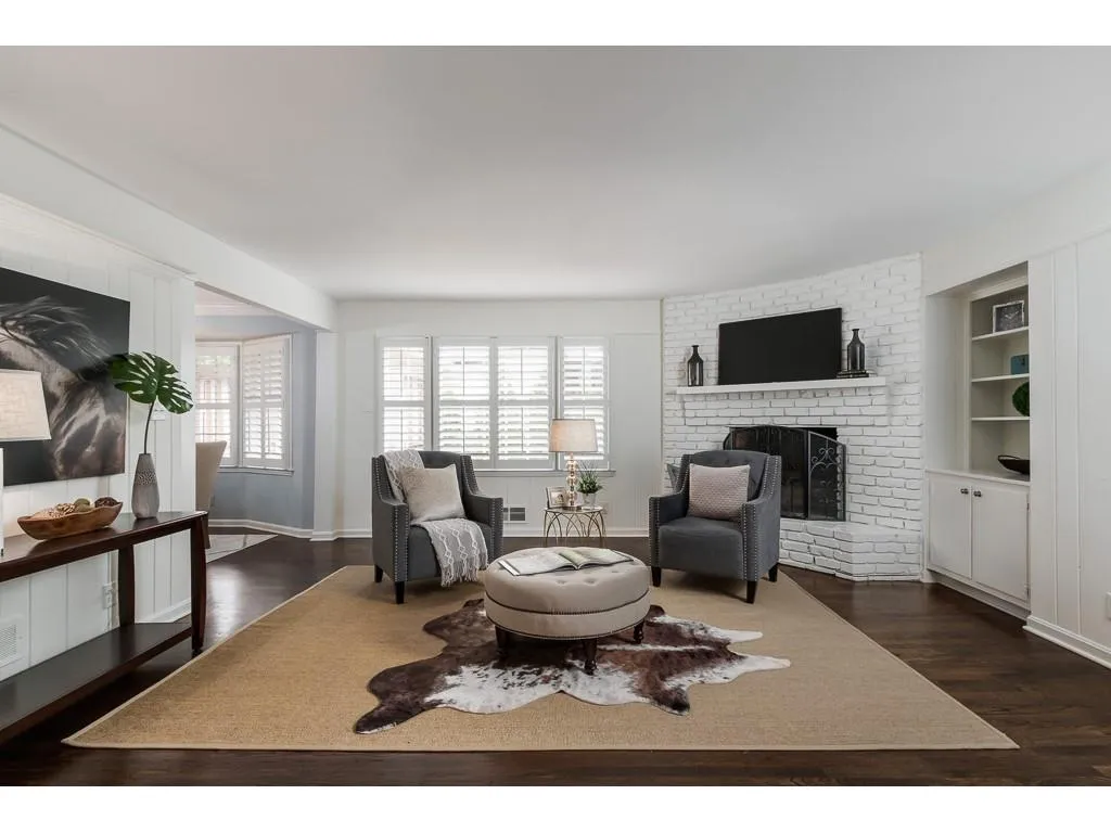 5240 Green Oak Court, Atlanta, Georgia 30327, 5 Bedrooms Bedrooms, ,4 BathroomsBathrooms,Residential,Sold,5240 Green Oak Court,6690924