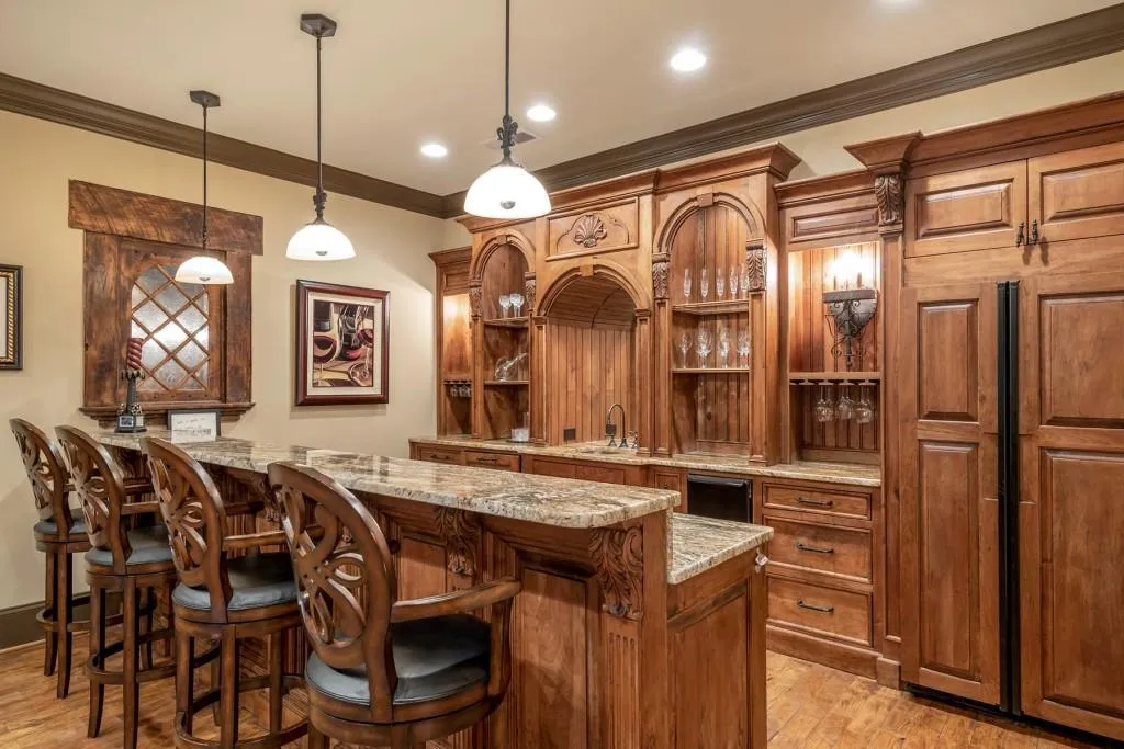 655 Colebrook Court, Sandy Springs, Georgia 30327, 7 Bedrooms Bedrooms, ,8 BathroomsBathrooms,Residential,Sold,655 Colebrook Court,6509497