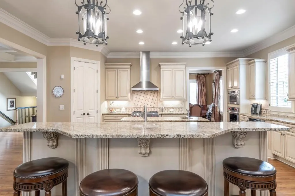 655 Colebrook Court, Sandy Springs, Georgia 30327, 7 Bedrooms Bedrooms, ,8 BathroomsBathrooms,Residential,Sold,655 Colebrook Court,6509497