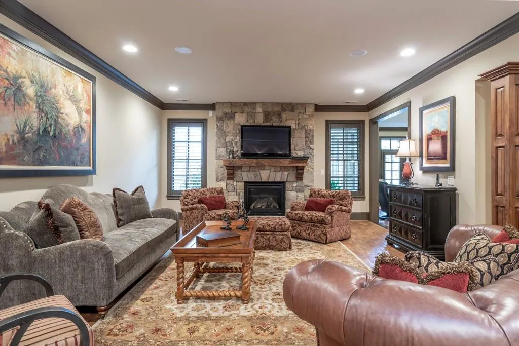 655 Colebrook Court, Sandy Springs, Georgia 30327, 7 Bedrooms Bedrooms, ,8 BathroomsBathrooms,Residential,Sold,655 Colebrook Court,6509497